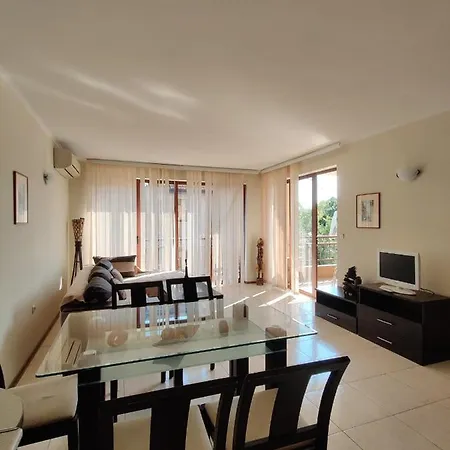 Апартаменты Апартамент Съни бей / Sunny bay Apartment